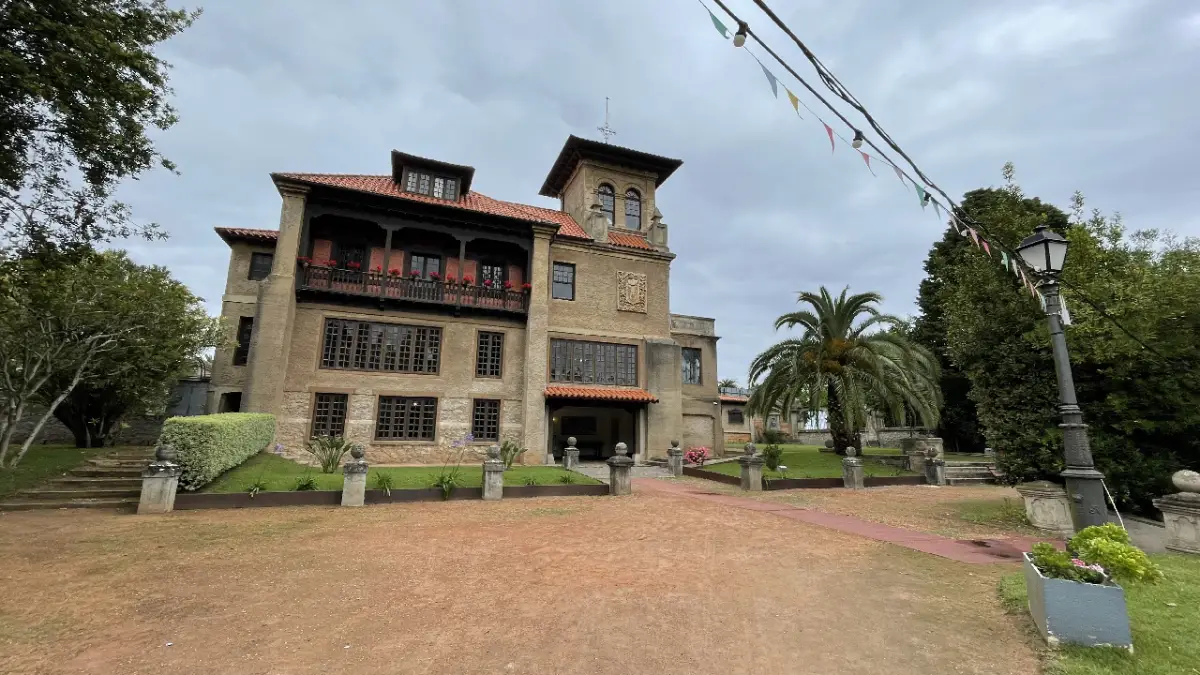 Palacio del Marqués de Albaicín y su Jardín Histórico (Noja)